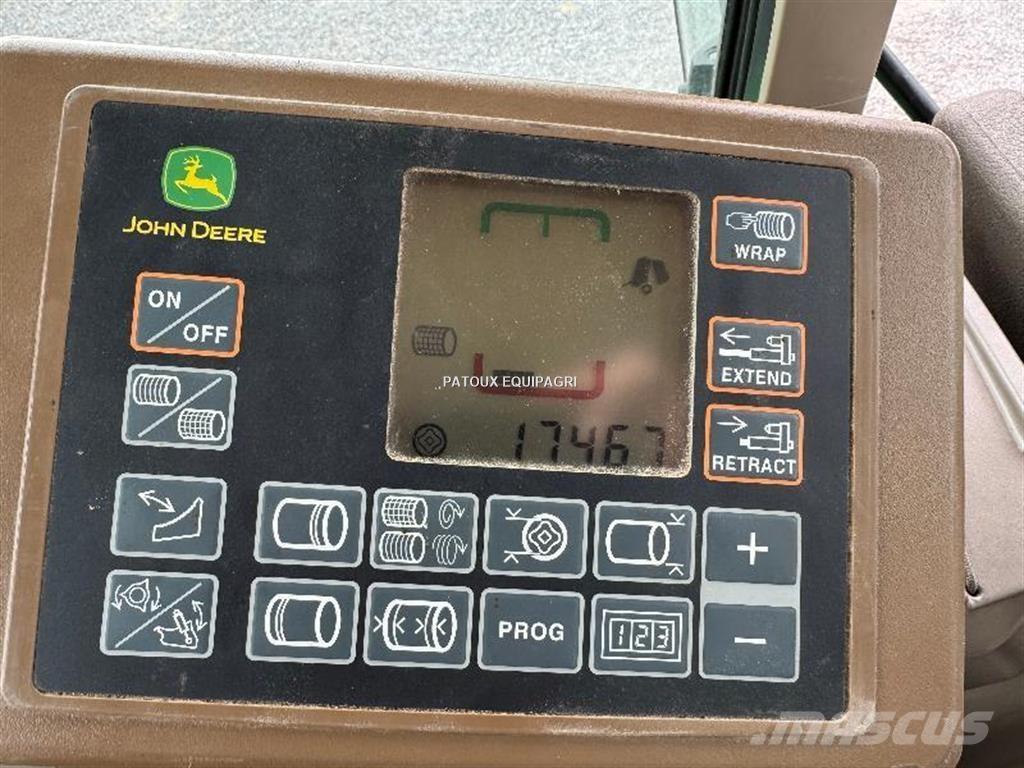 John Deere V461M ラウンドベーラー