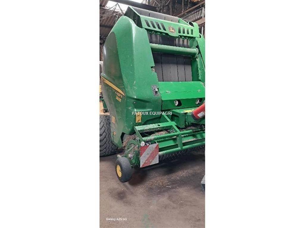 John Deere V461M ラウンドベーラー