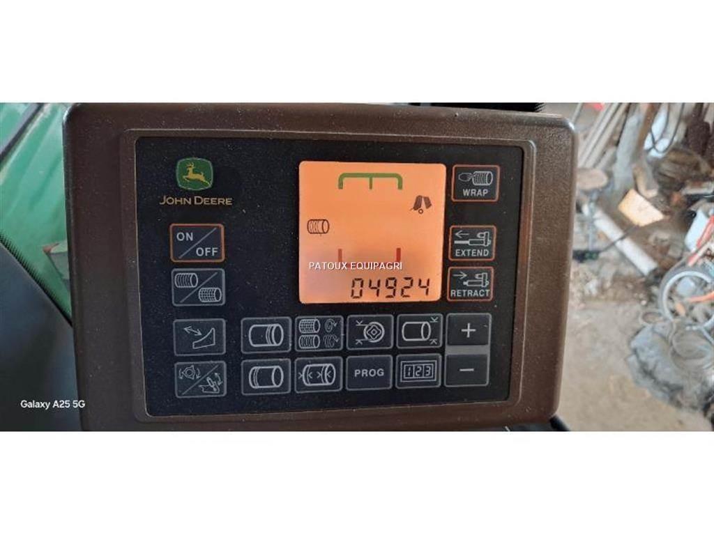 John Deere V461M ラウンドベーラー