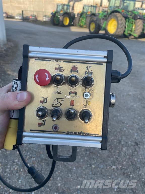 Joskin 1800TS スラリータンカー