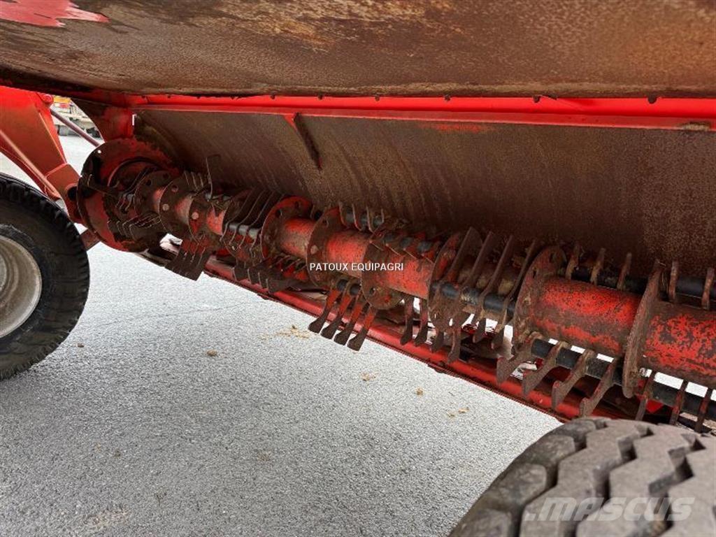 Kuhn FC 3160 TCD モアーコンディショナー