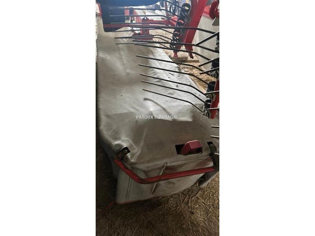 Kuhn GMD4410 パワーハローとロータリーハロー