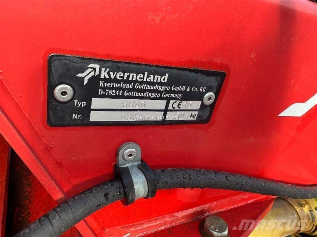 Kverneland 8046 テッダー・テッダーレーキ