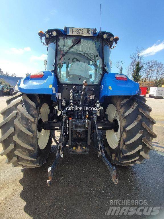 New Holland T5.120 トラクター