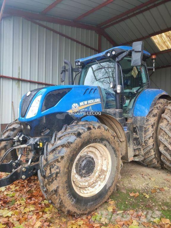 New Holland T7.210 トラクター