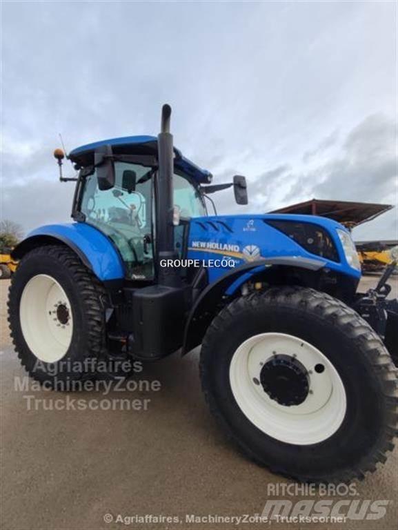 New Holland T7 230 トラクター