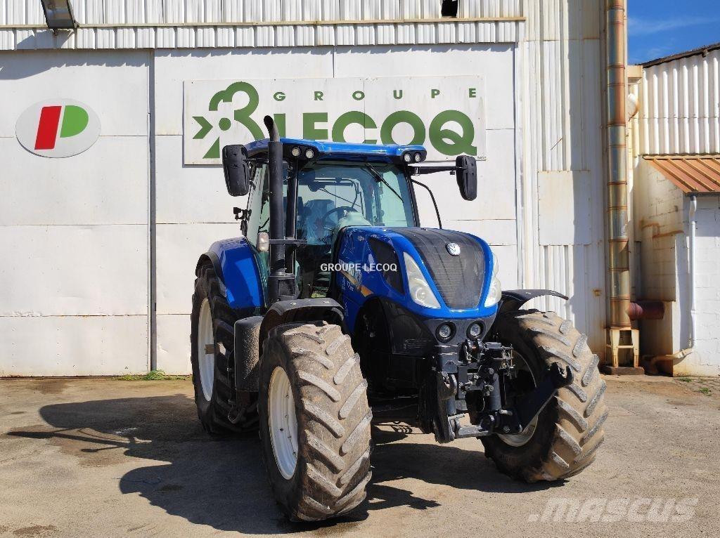 New Holland T7.245 トラクター