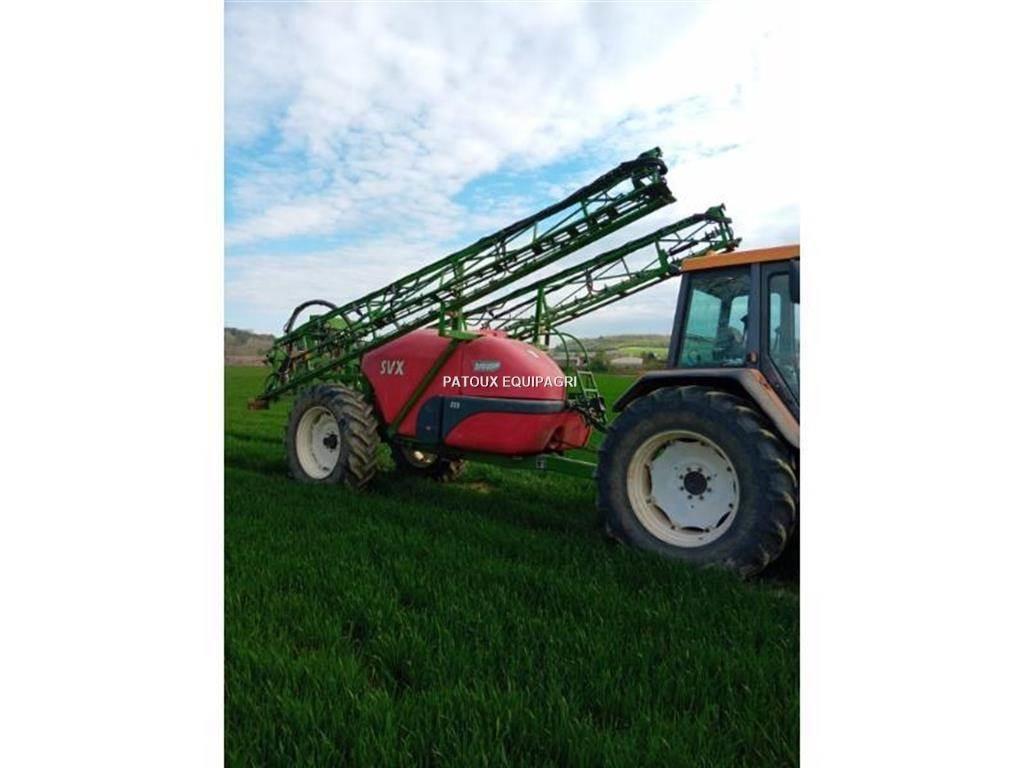 Seguip SVX320 牽引型スプレイヤー