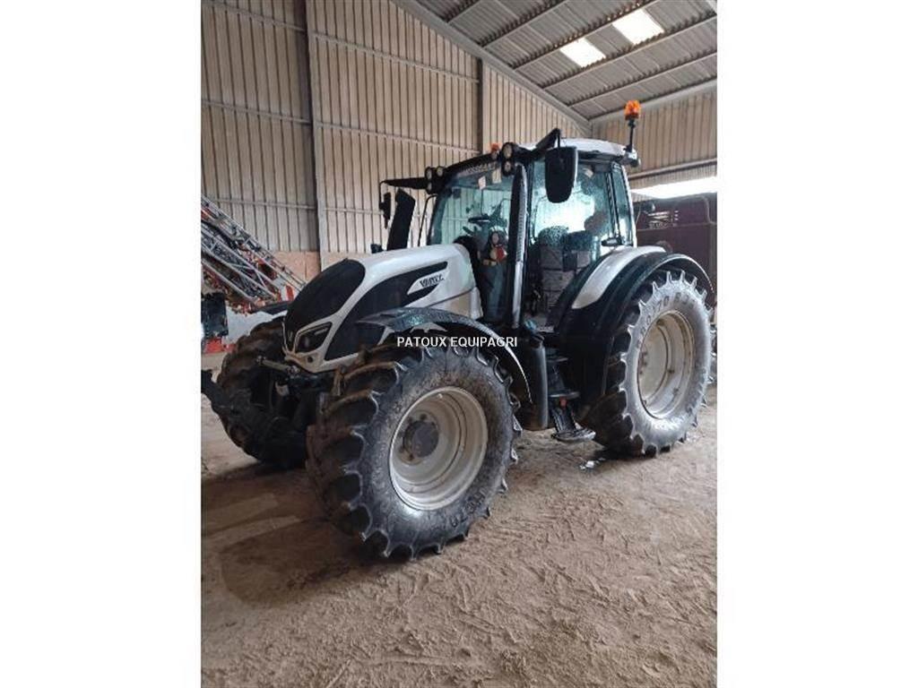 Valtra N174 DIRECT トラクター
