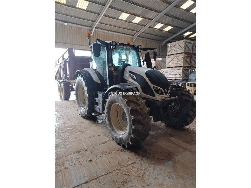 Valtra N174 DIRECT トラクター