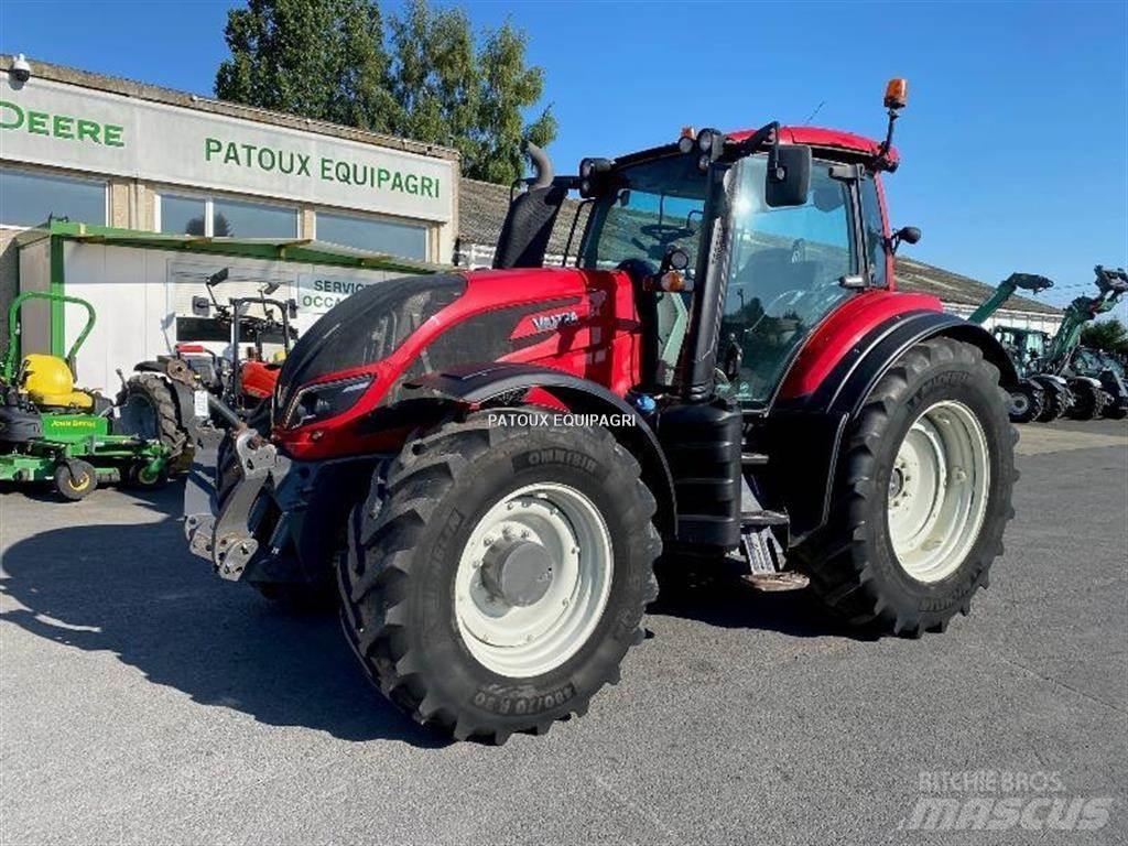 Valtra T194 VERSU トラクター