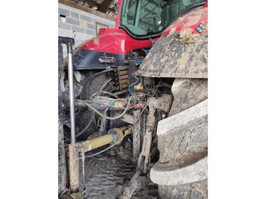 Valtra T214 DIRECT トラクター
