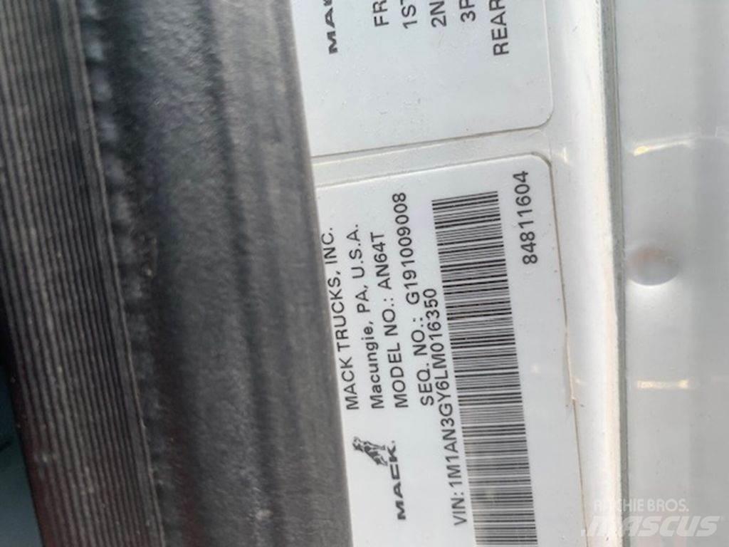 Mack CXU613 中古トラクターヘッド | トレーラーヘッド
