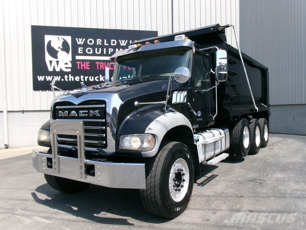 Mack GR64F ダンプ