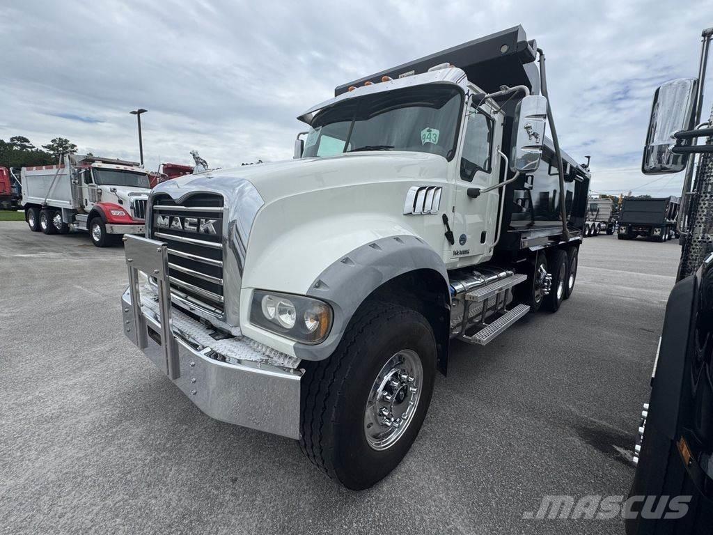Mack Granite ダンプ