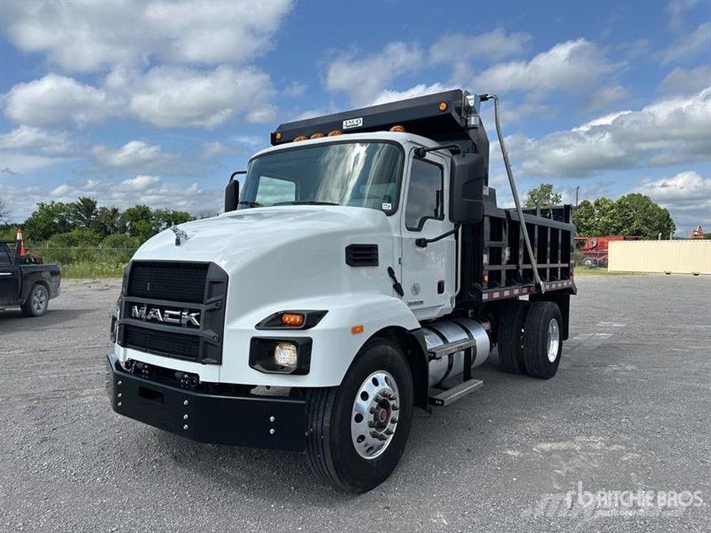Mack MD6 ダンプ
