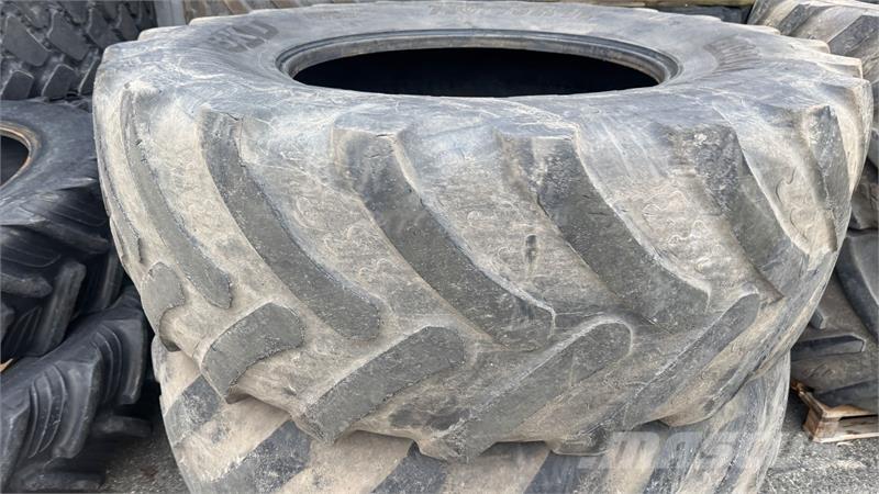 BKT 710/75R42 タイヤ、ホイル、リム