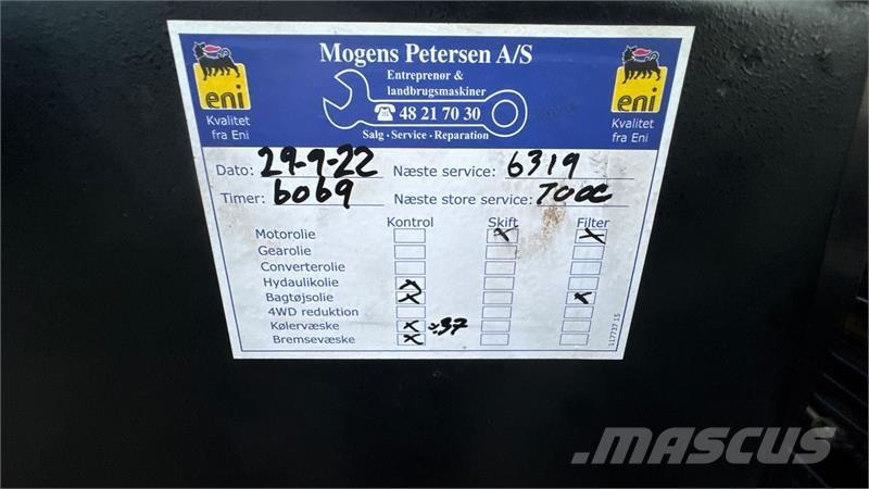 CASE 1390 トラクター