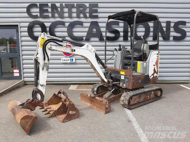 Bobcat E17 ミニ油圧ショベル 7t以下（ミニユンボ・ミニディガー）