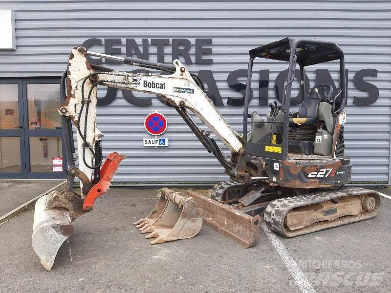 Bobcat E27Z E2 ミニ油圧ショベル 7t以下（ミニユンボ・ミニディガー）