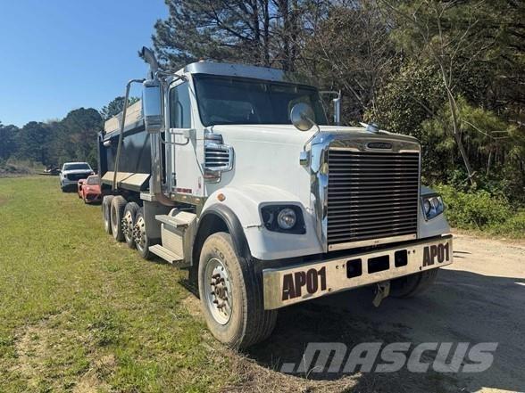 Freightliner 122SD ダンプ