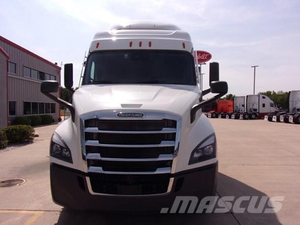 Freightliner CASCADIA 116 中古トラクターヘッド | トレーラーヘッド