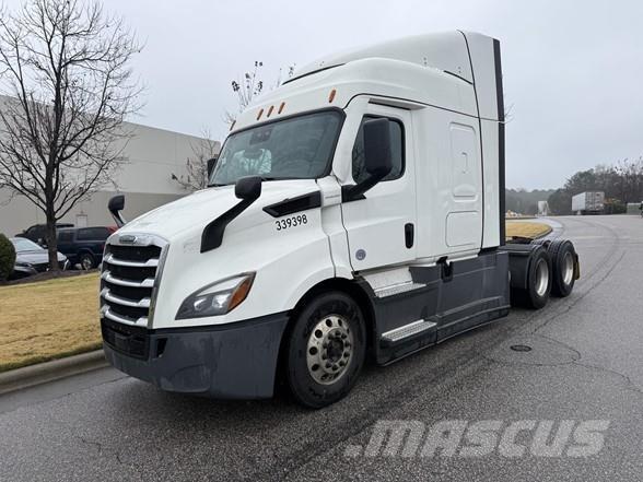 Freightliner CASCADIA 116 中古トラクターヘッド | トレーラーヘッド