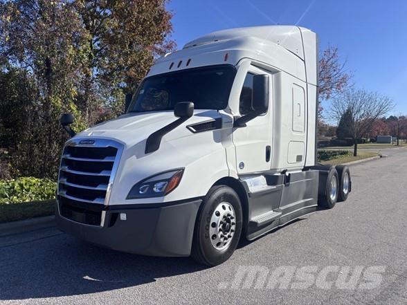 Freightliner CASCADIA 116 中古トラクターヘッド | トレーラーヘッド
