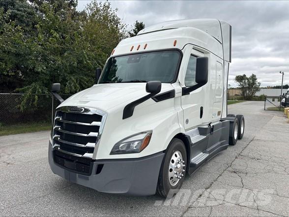 Freightliner CASCADIA 116 中古トラクターヘッド | トレーラーヘッド