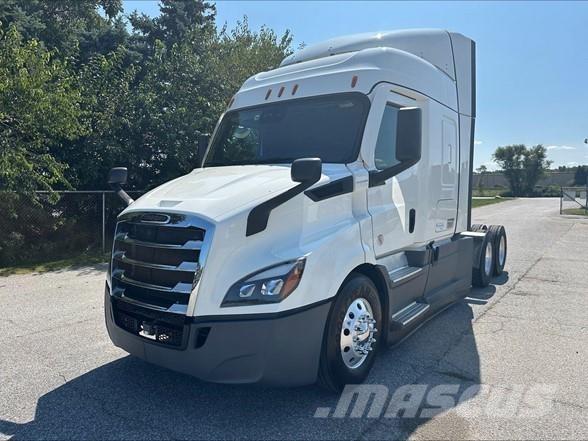 Freightliner CASCADIA 116 中古トラクターヘッド | トレーラーヘッド