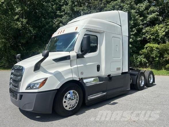 Freightliner CASCADIA 116 中古トラクターヘッド | トレーラーヘッド