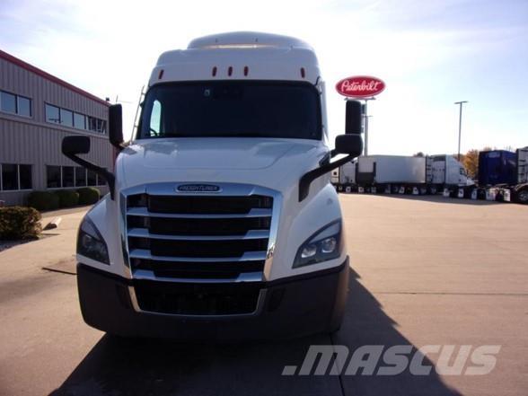 Freightliner CASCADIA 116 中古トラクターヘッド | トレーラーヘッド