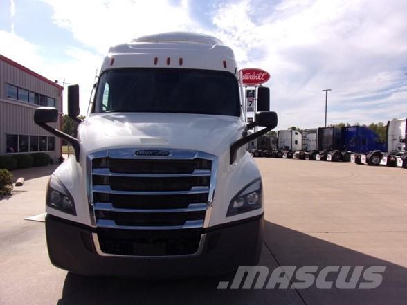 Freightliner CASCADIA 116 中古トラクターヘッド | トレーラーヘッド