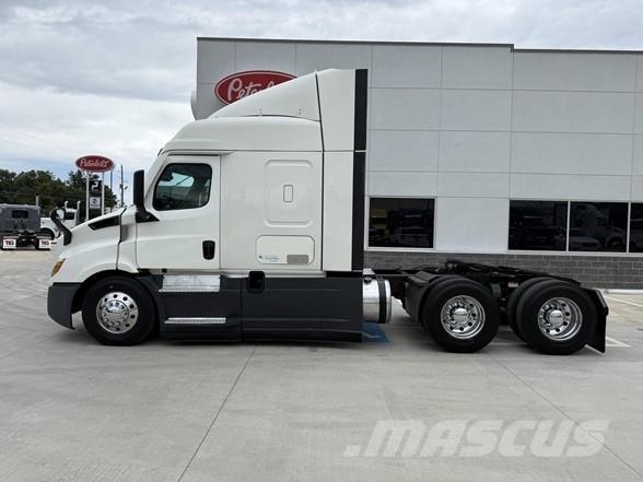 Freightliner CASCADIA 116 中古トラクターヘッド | トレーラーヘッド