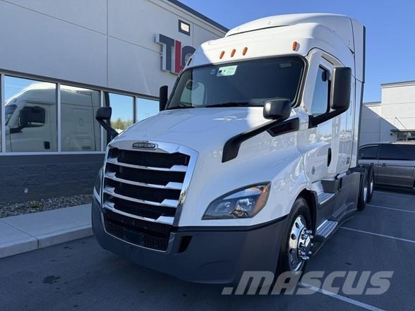 Freightliner CASCADIA 116 中古トラクターヘッド | トレーラーヘッド