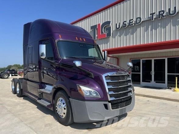 Freightliner CASCADIA 126 中古トラクターヘッド | トレーラーヘッド
