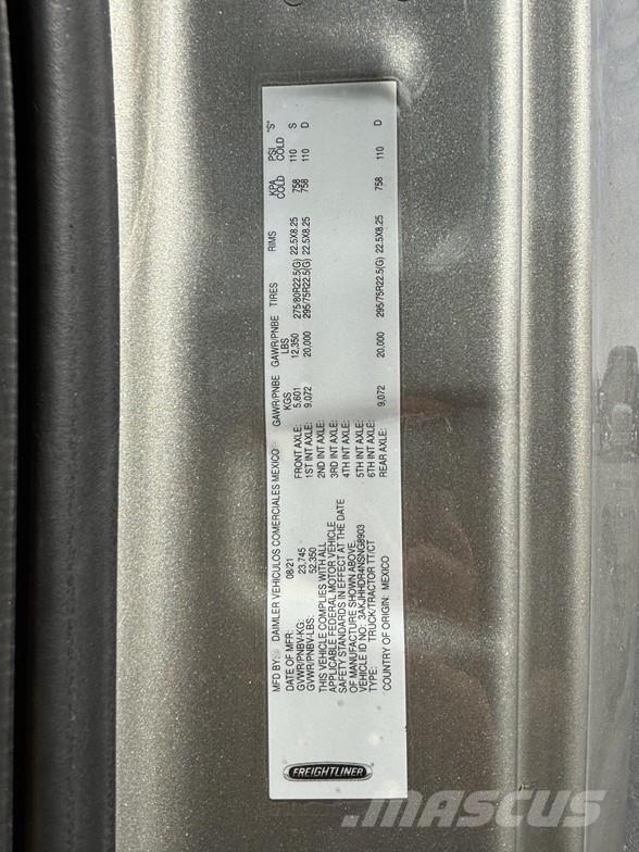 Freightliner CASCADIA 126 中古トラクターヘッド | トレーラーヘッド