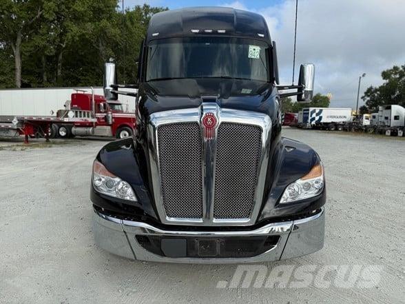 Kenworth T680 中古トラクターヘッド | トレーラーヘッド