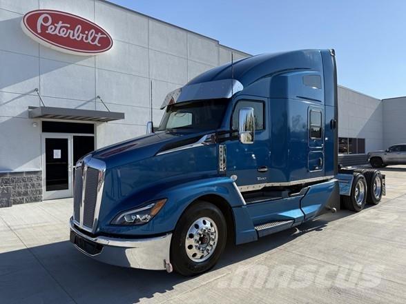 Kenworth T680 中古トラクターヘッド | トレーラーヘッド
