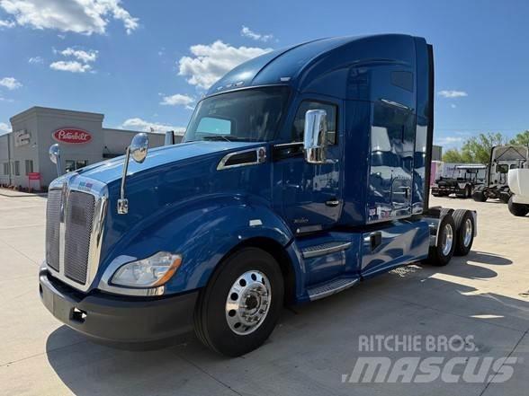 Kenworth T680 中古トラクターヘッド | トレーラーヘッド