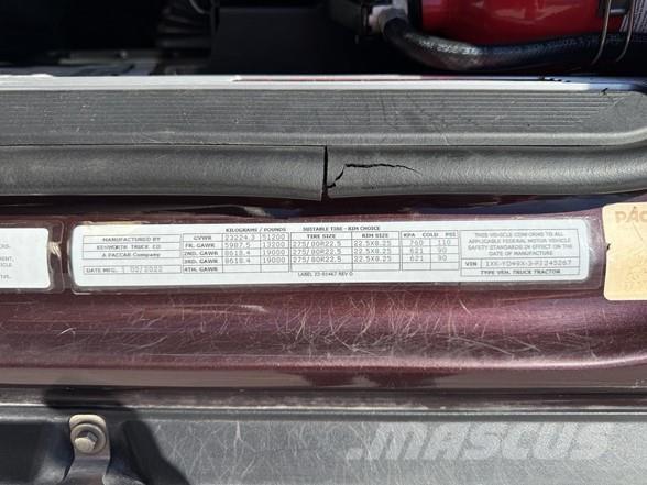 Kenworth T680 中古トラクターヘッド | トレーラーヘッド