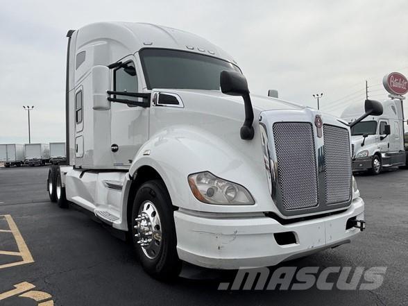 Kenworth T680 中古トラクターヘッド | トレーラーヘッド