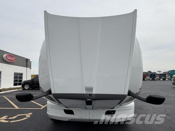 Kenworth T680 中古トラクターヘッド | トレーラーヘッド