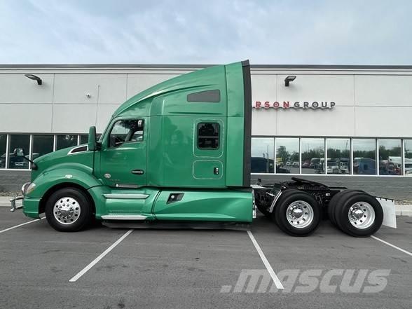 Kenworth T680 中古トラクターヘッド | トレーラーヘッド