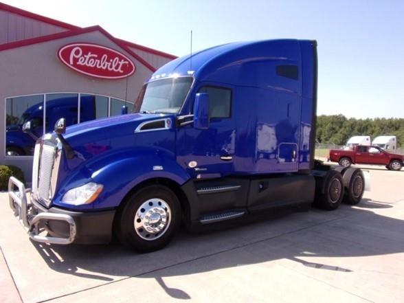 Kenworth T680 中古トラクターヘッド | トレーラーヘッド