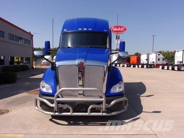 Kenworth T680 中古トラクターヘッド | トレーラーヘッド