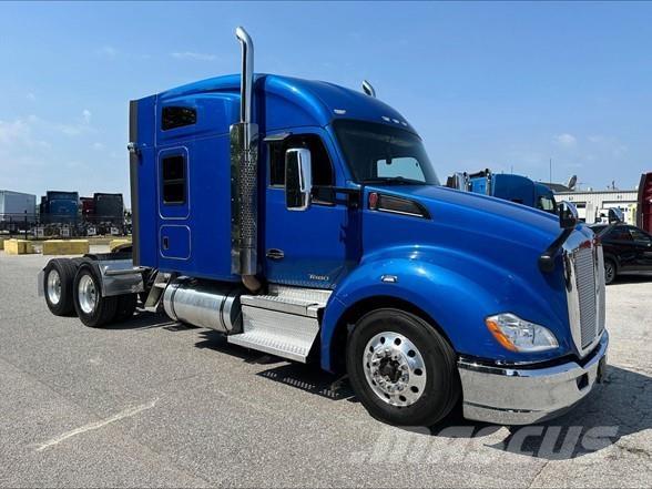 Kenworth T680 中古トラクターヘッド | トレーラーヘッド