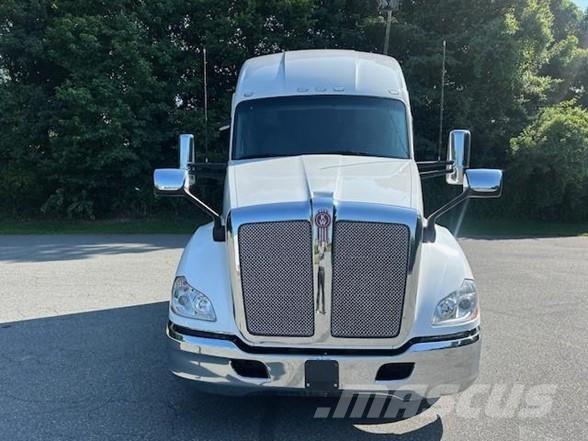 Kenworth T680 中古トラクターヘッド | トレーラーヘッド