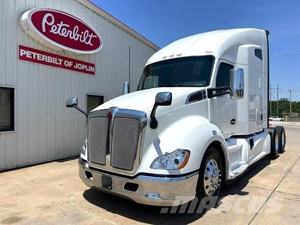 Kenworth T680 中古トラクターヘッド | トレーラーヘッド