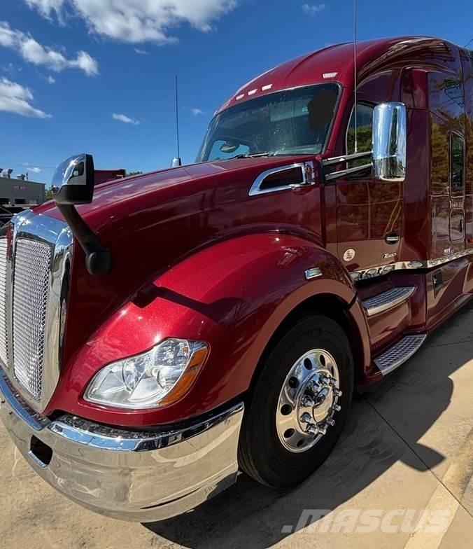Kenworth T680 中古トラクターヘッド | トレーラーヘッド